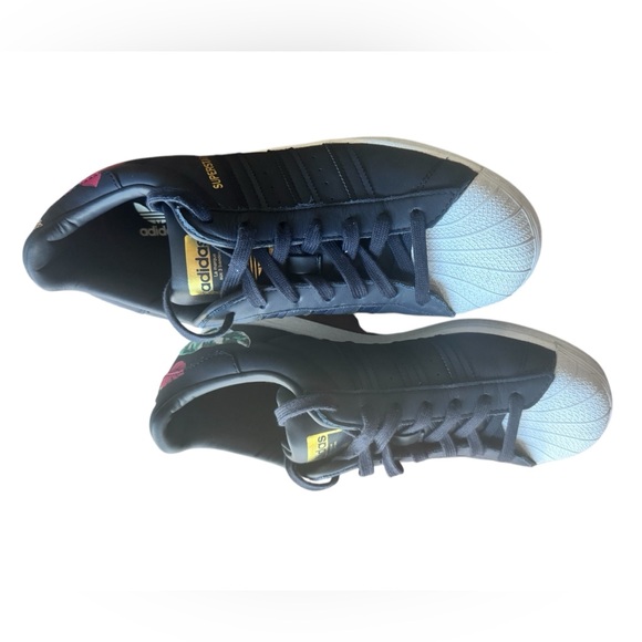Adidas Superstar Black Floral Sneakers - Picture 4 of 8